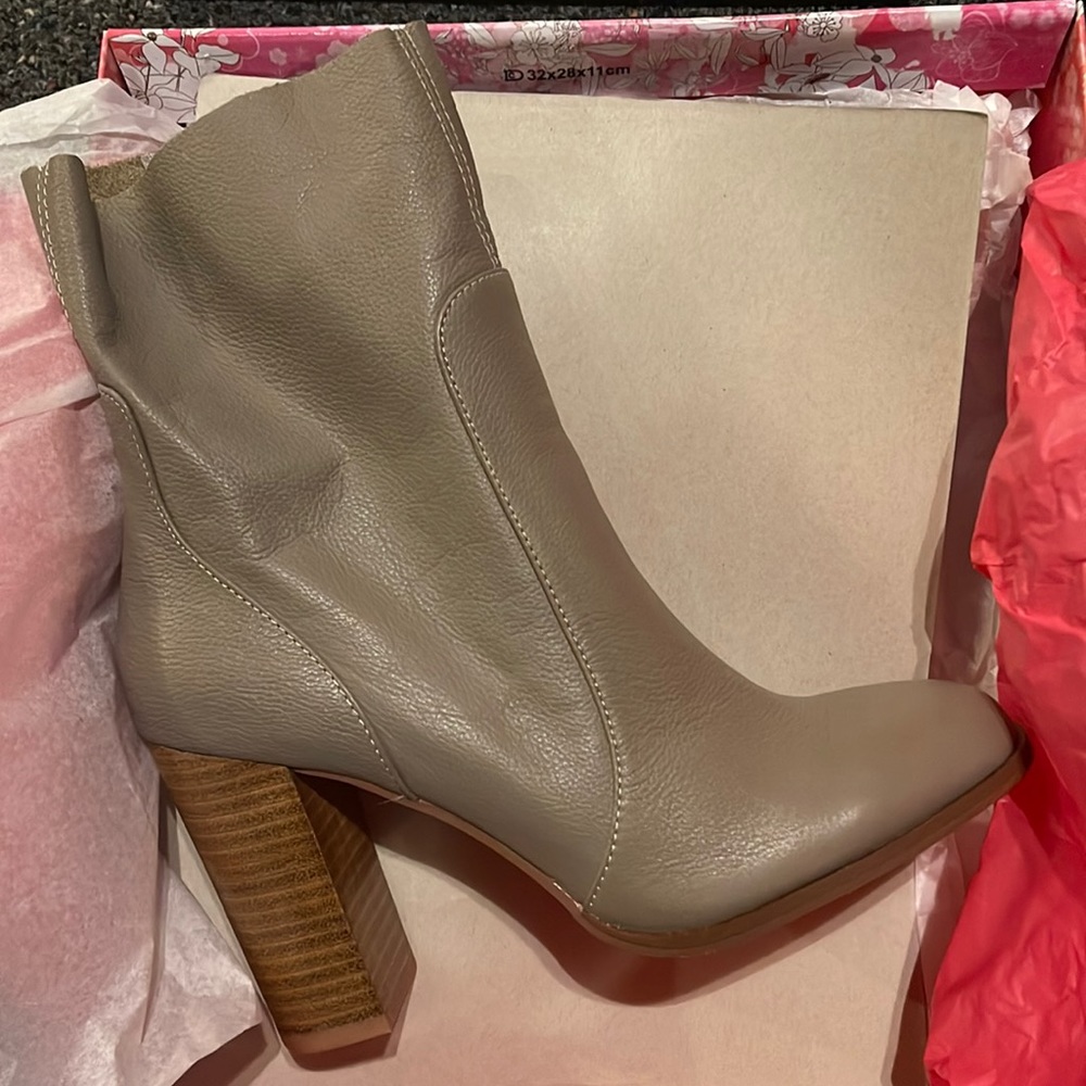 Chinese Laundry Mid Calf Bootie-Cool Kid Leather Grey